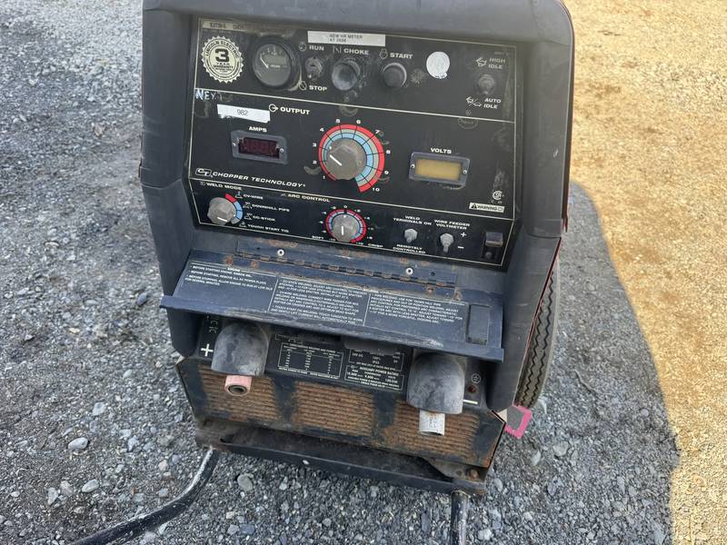 Lincoln 305G welder