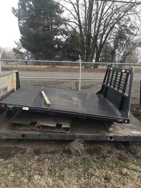 New & Used 24' - 16' - 14' - 12',-'11'-'10'-, 9' & 6' Flat Beds 
