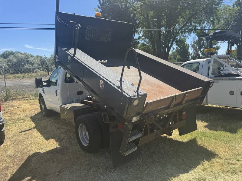 2008 Ford F350, 10 ft bed with hoist, (CN 1127)