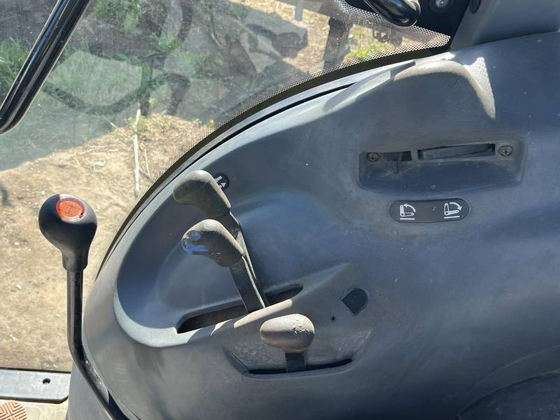 2007 New Holland TN85FA