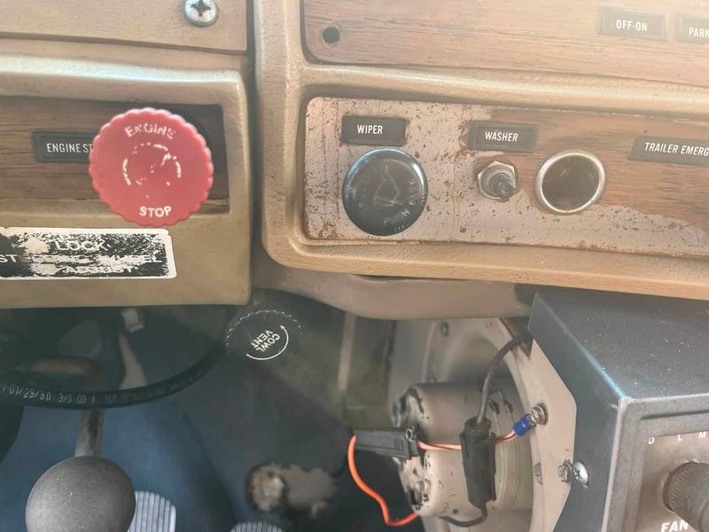 1980 Mack 4000 Gallon T/A Water Truck (CN-1008)