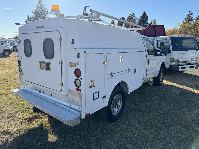 2011 Ford F250 Utility, 4x4, (CN1009)