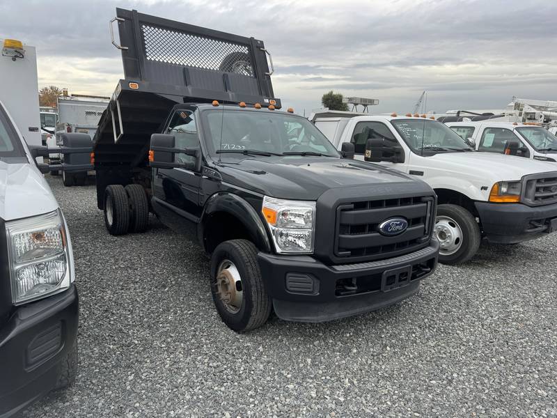 2015 Ford F350 SD XL, 4x4, 10 ft Flatbed w/Hoist (CN 1023)