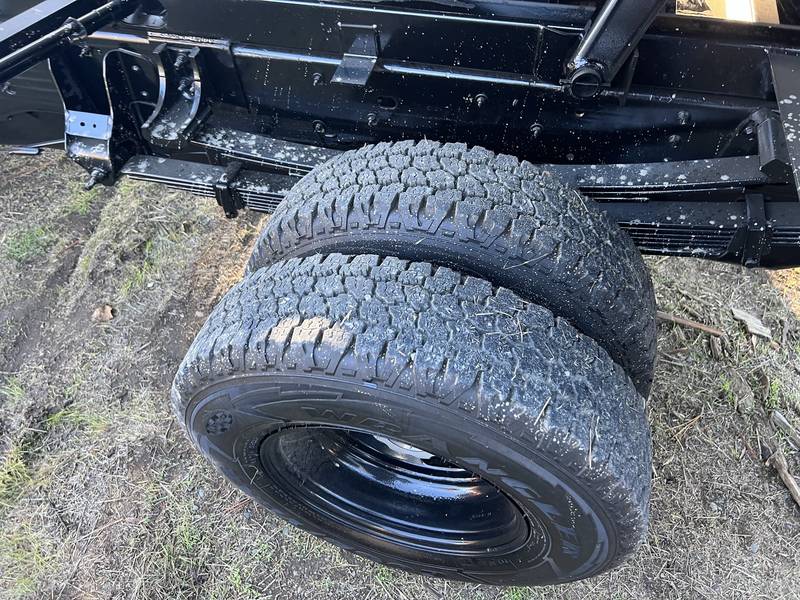 2006 Chevy 3500HD 2-3 yrd dump truck