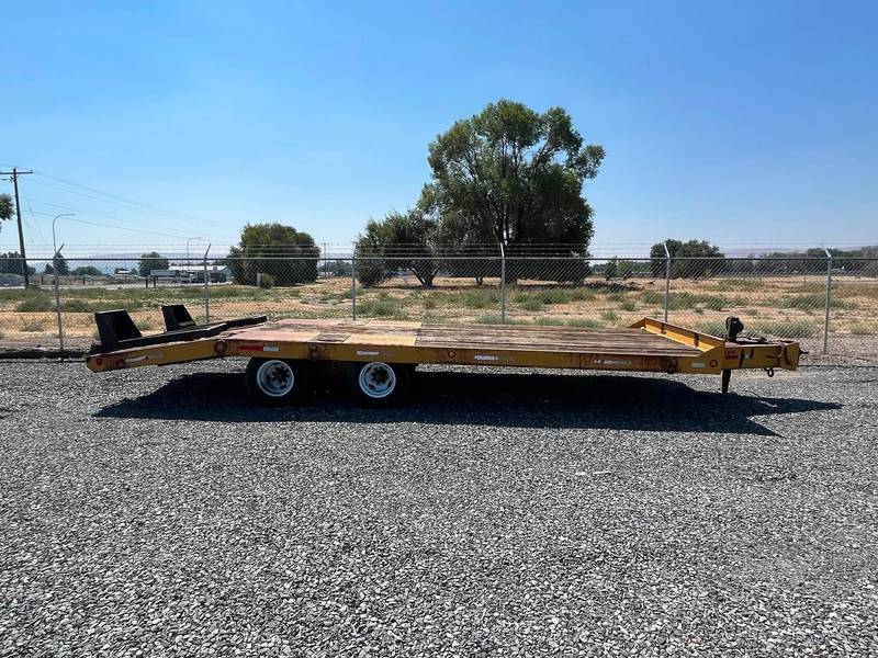 1994 Eager Beaver 25ft flatbed trailer (CN-64)