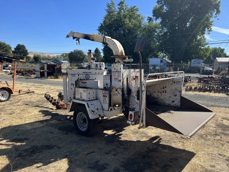 1992 Brush Bandit 250 Dsl Chipper (CN 62)