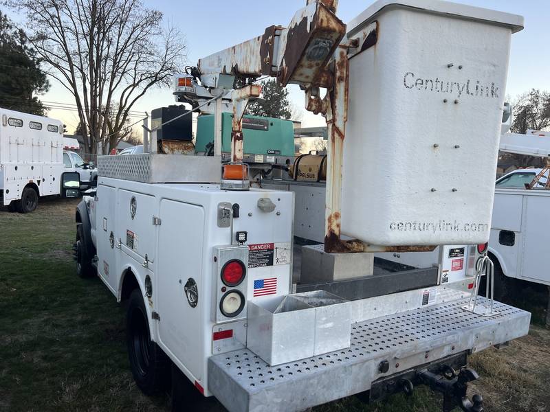 2008 Ford F450 4x4, 29 ft Bucket truck (CN 69)