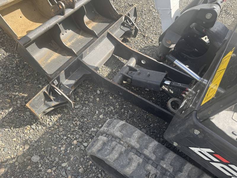 2022 Bobcat E-20 Mini Excavator 