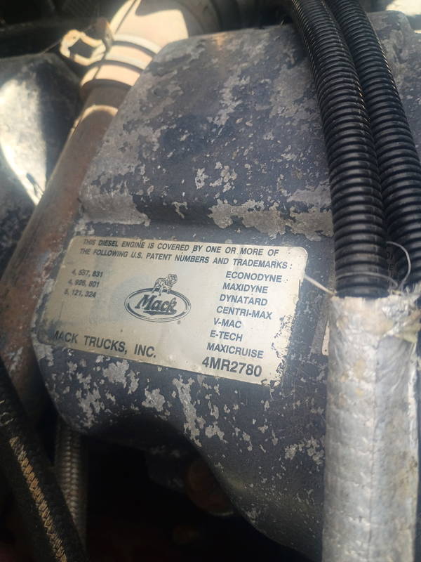 2004 Mack CX 612 Vission single axle tractor, (CN 1053)