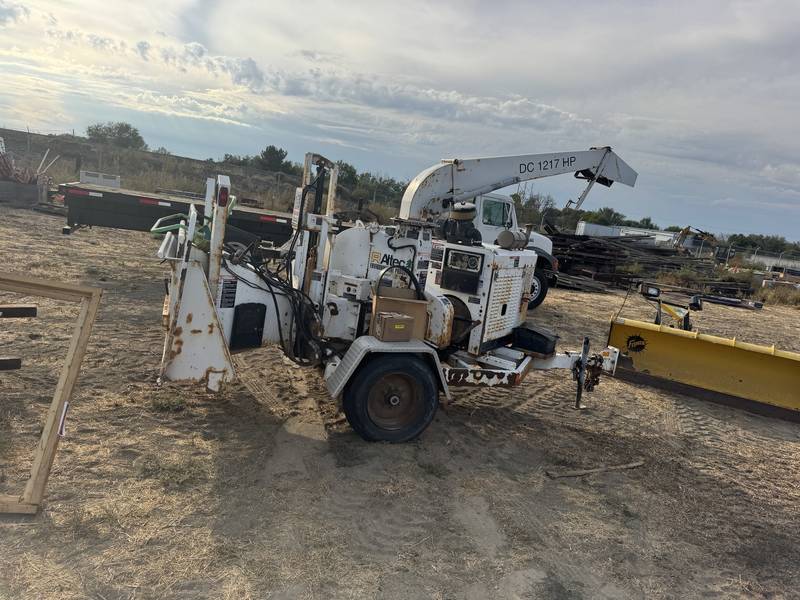2007 Altec Dsl, 12 inch woodchipper (CN 75)