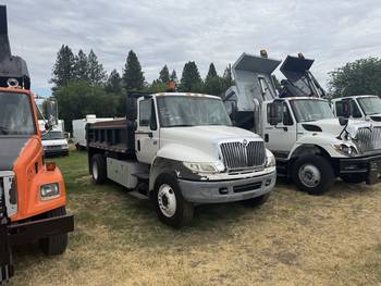 2006 IHC 4400 5 yrd Dump, (CN 47)