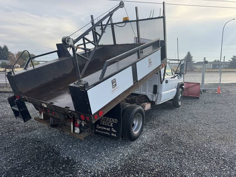 2006 Chevy 3500, 10 ft Flatbed W/Hoist, Front snow plow,  (CN 27)