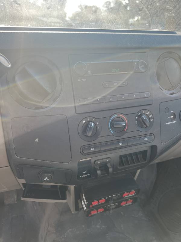 2008 Ford F-250 Ext cab Service Utility truck, (CN 1067))