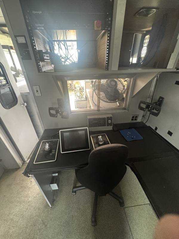 2008 Freightliner MT-45 Step Van, (CN 11)