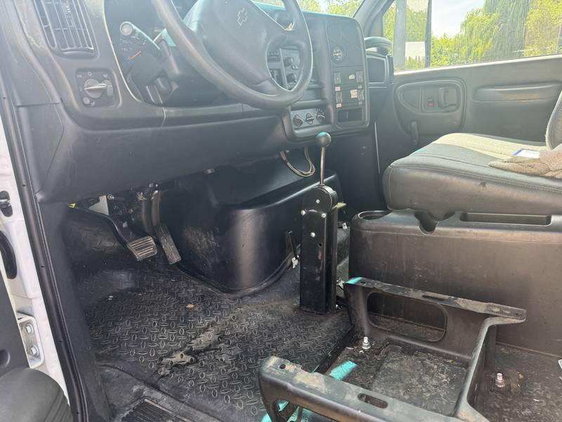 2006 Chevy C7500 18ft Dump (CN 1071)