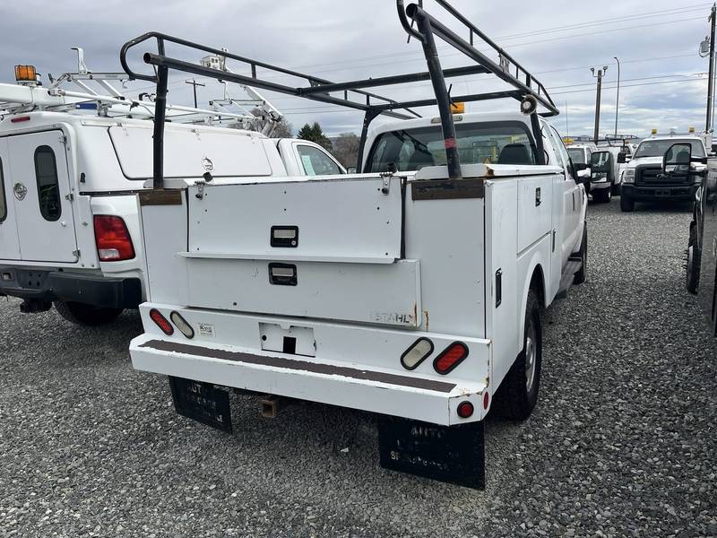 2008 Ford F350 4x4 Utility (CN-95)
