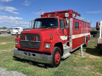 1991 Ford L8000 Utility Truck (CN-79)