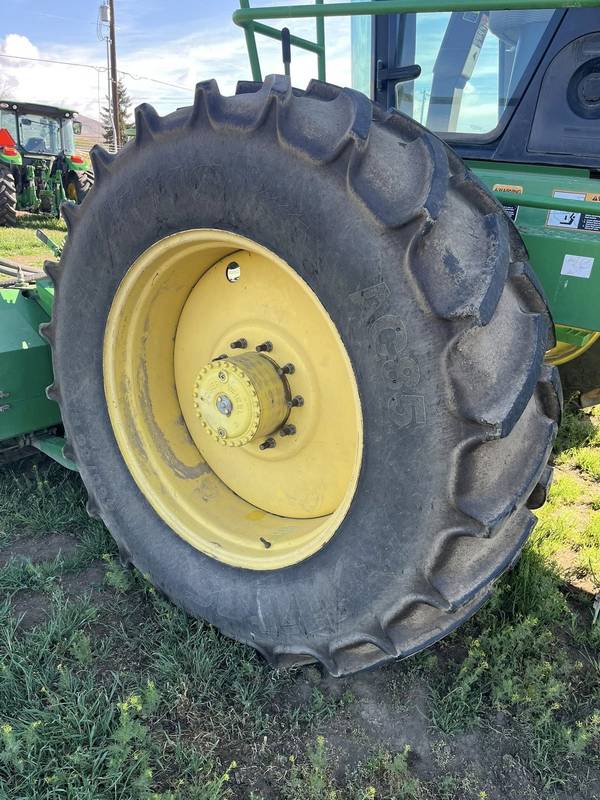 2010 John Deere R450