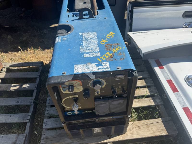 Miller Trailblazer 302, portable welder/generator