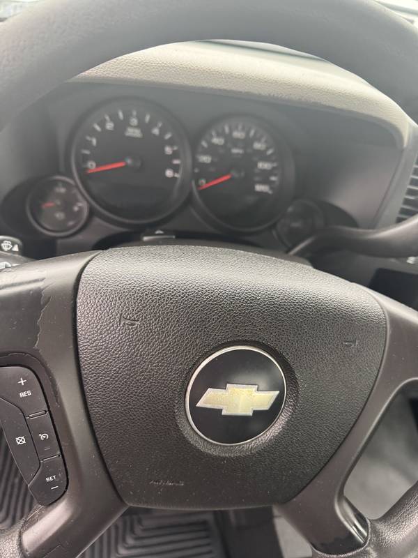 2008 Chevy ext cab 1500, 4x4 pickup. (CN 1036)