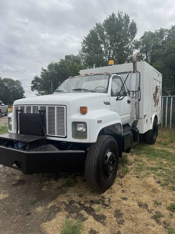 1991 GMC Topkick Flusher struck (CN 1006)