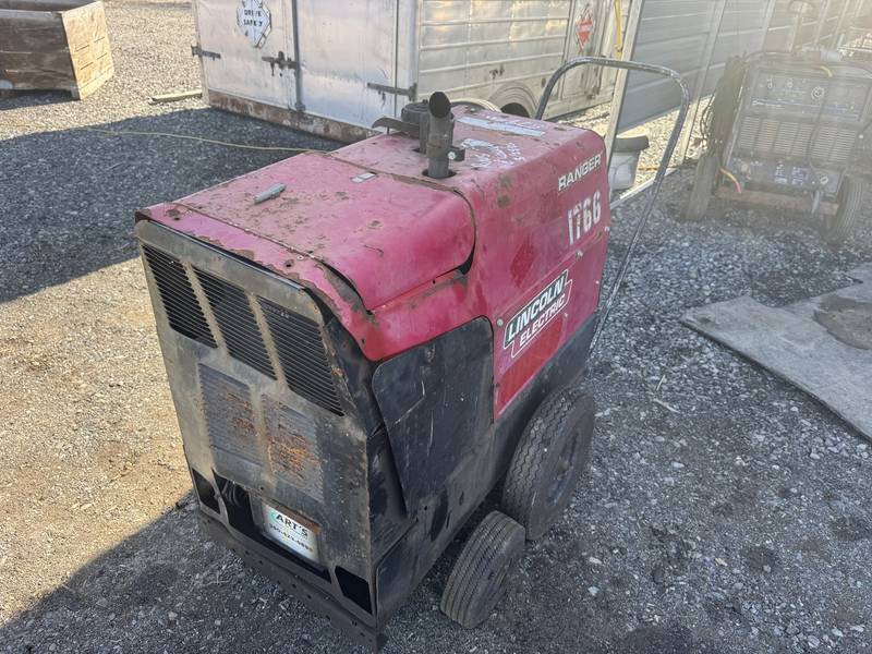 Lincoln 305G welder