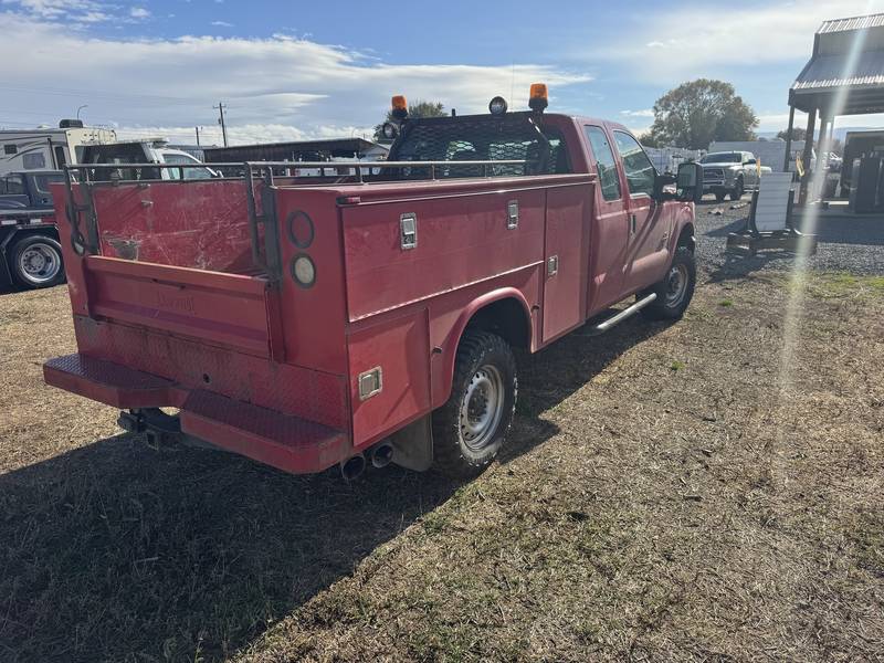 2013 Ford F350 Supercab 4x4, Utility truck(CN 1039)